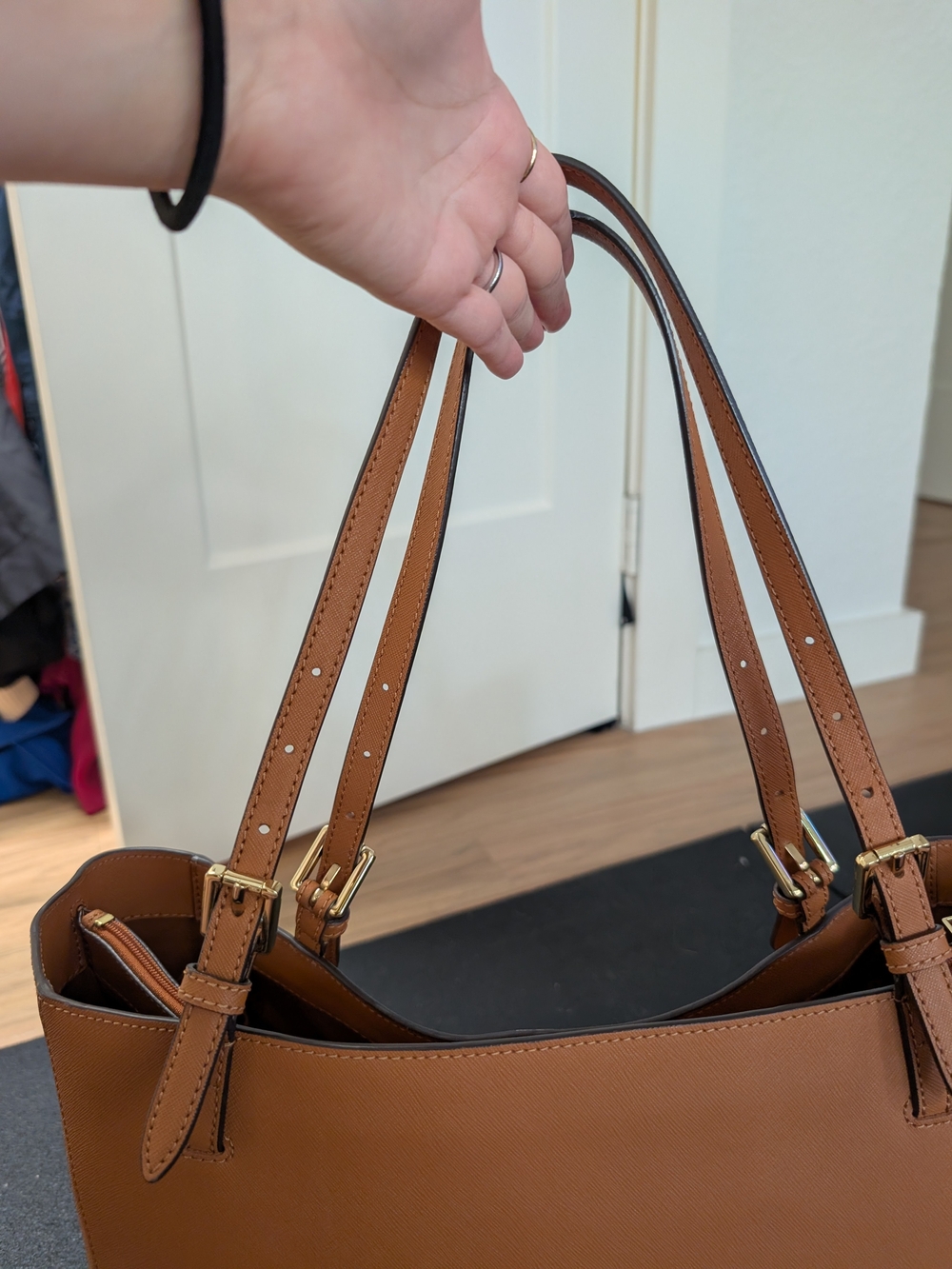 Tory Burch Tan Saffiano Leather Emerson Shoulder Bag Purse - Picture 5 of 12